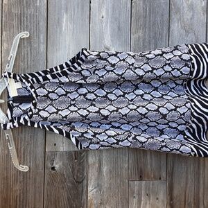 Michael Michael Kors black grey & white blouse size extra small